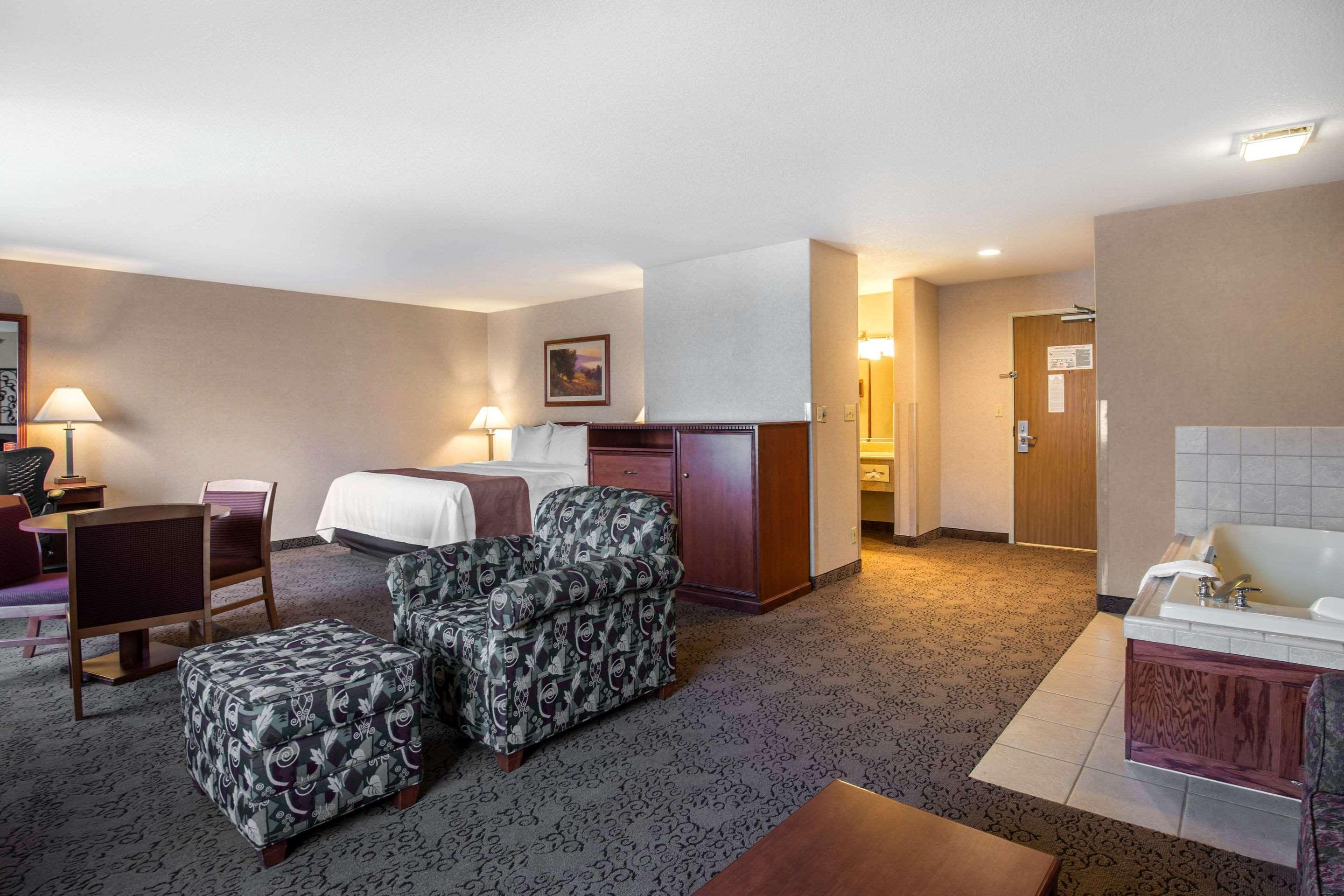 Quality Inn Burlington Exterior foto